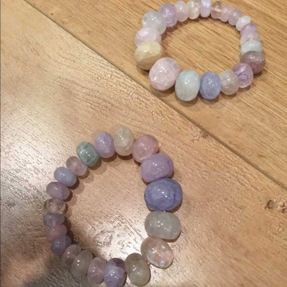 Gemstone dyed crystal quartz bracelets - Picture 3 of 4